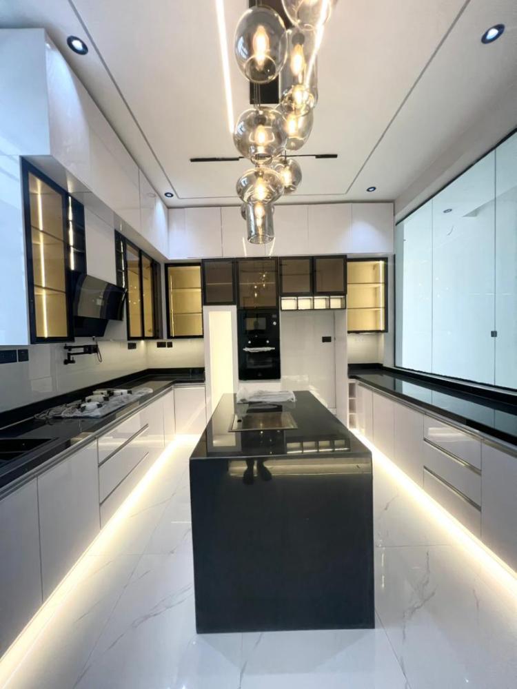 5Bedrooms Fully-Detached Duplex with Bq for Sale!