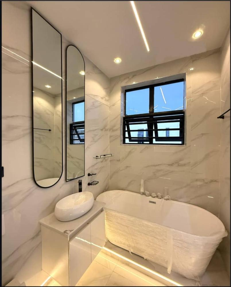 EXCLUSIVELY FINISHED TO TASTE LUXURY 4BED FULLY DETACHED DUPLEX WITH BQ