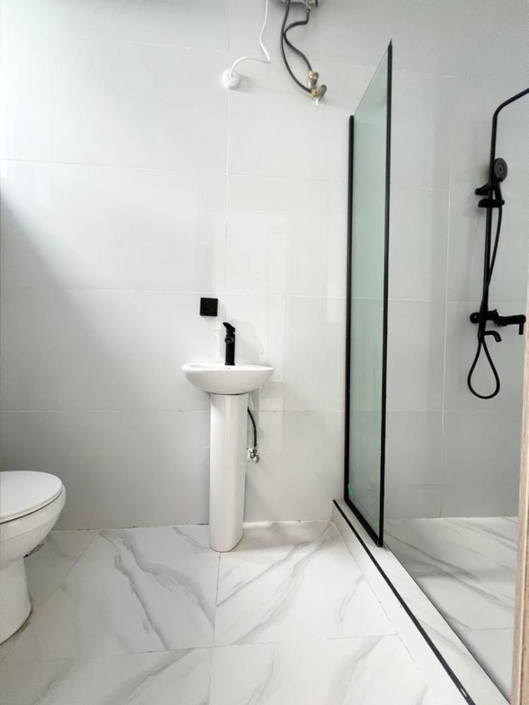 5Bedrooms Fully-Detached Duplex with Bq for Sale!! .