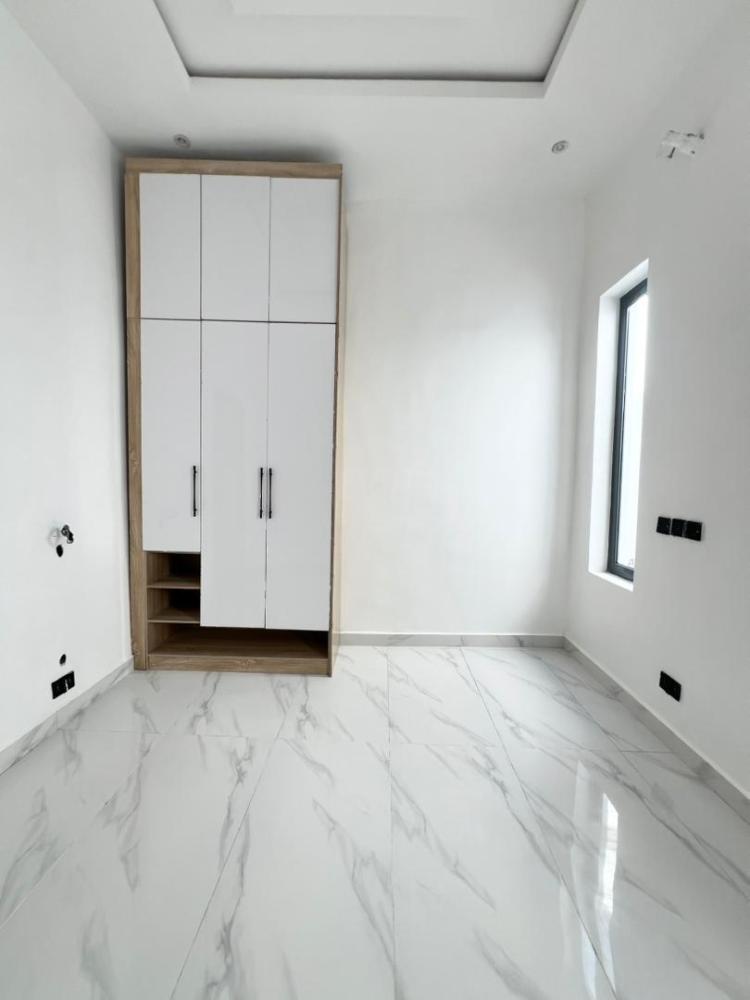 5Bedrooms Fully-Detached Duplex with Bq for Sale!! .