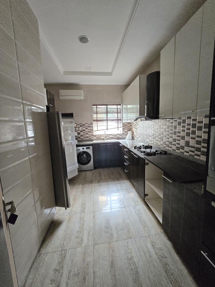5 Bedroom Fully Detached Duplex Available For RENT Located At Chevron 2 Toll gate, Lekki.