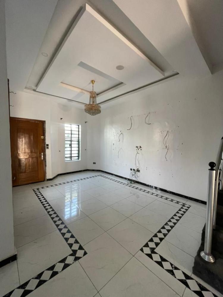 4 Bedroom Semi Detached Duplex For Rent in