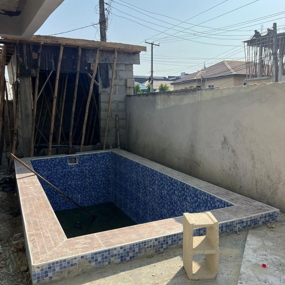 1/2/3 Bedroom Apartments And BQ For SALE Located At Ikate, Lekki.