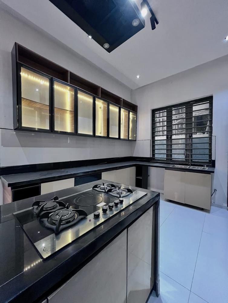 5 Bedroom Fully Detached Duplex With Swimming Pool For SALE Located At Ajah.