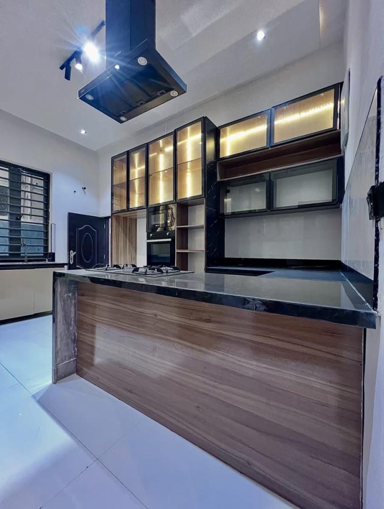 5 Bedroom Fully Detached Duplex With Swimming Pool For SALE Located At Ajah.