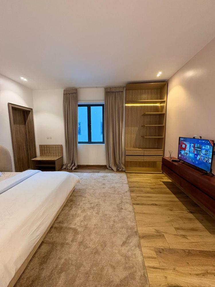 1Bedroom Loft in Lekki Phase 1 with PS5 &amp; Swimming Pool
