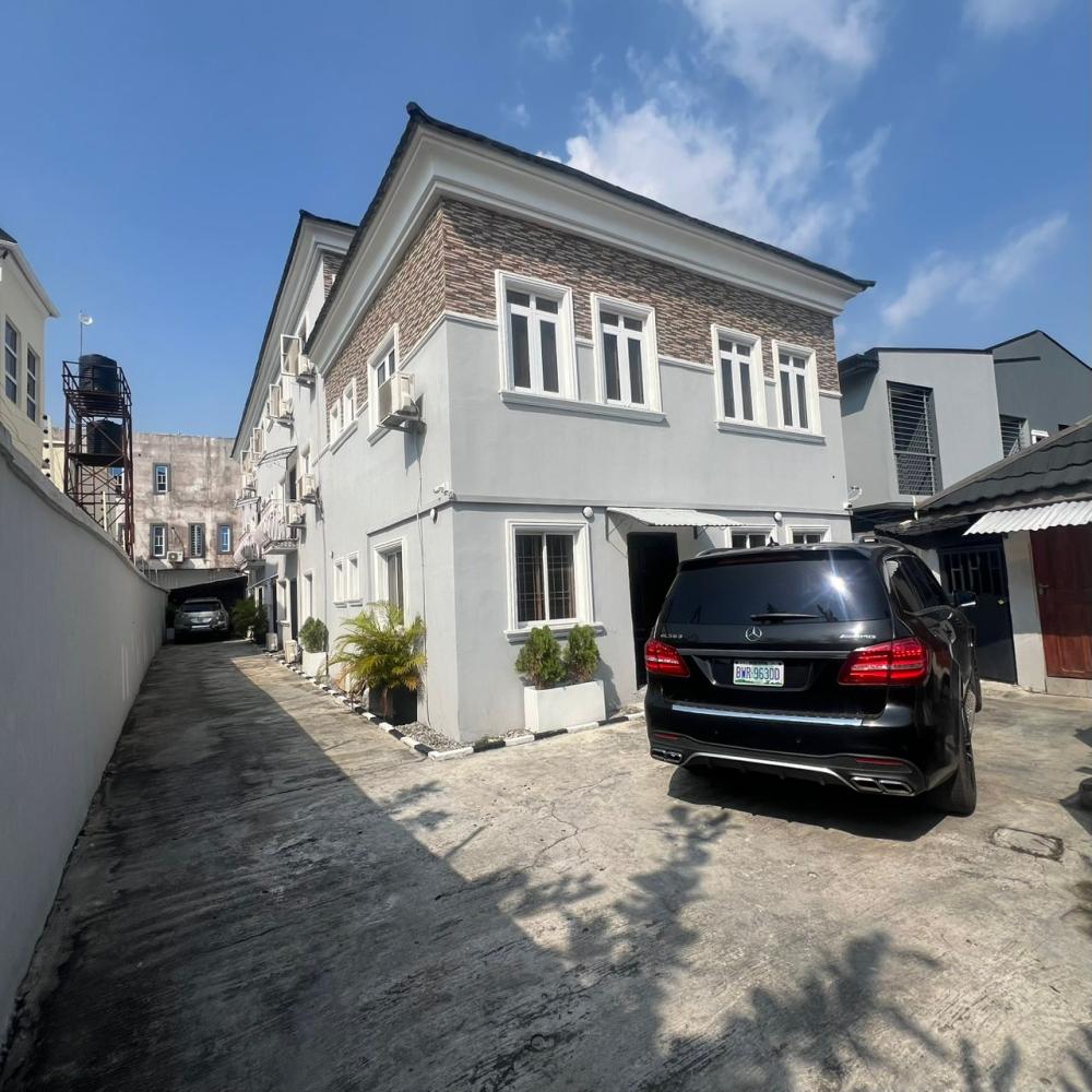 FULLY FURNISHED 2/3 BED || 12/15 MILLION || LEKKI PHASE 1, LAGOS