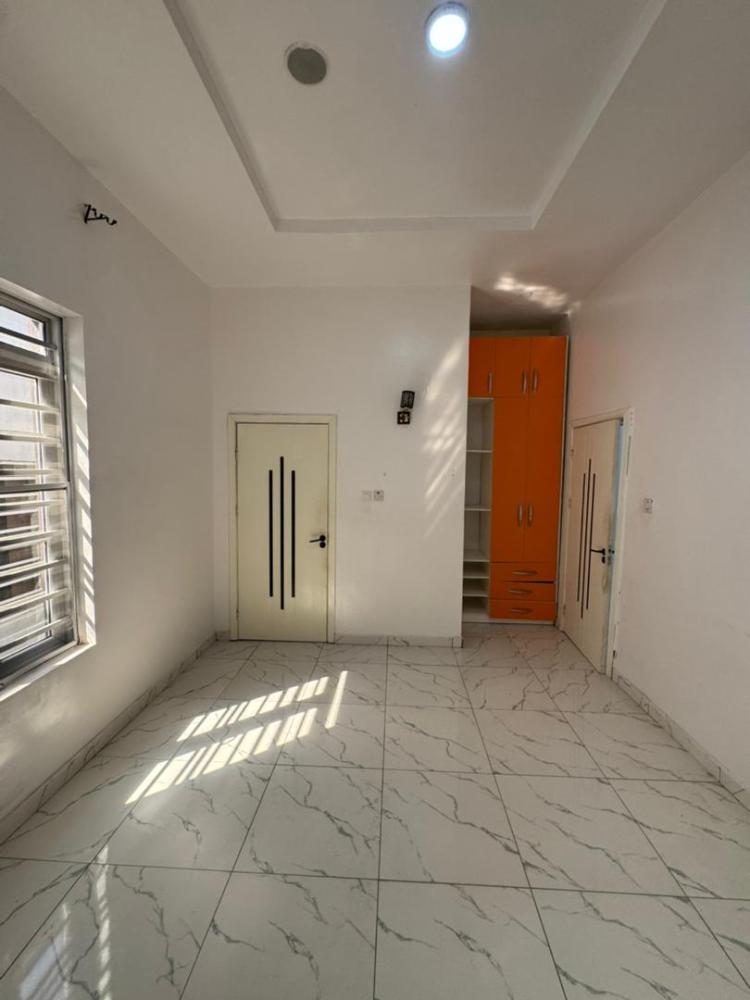 5 Bedroom Detached Duplex + Bq