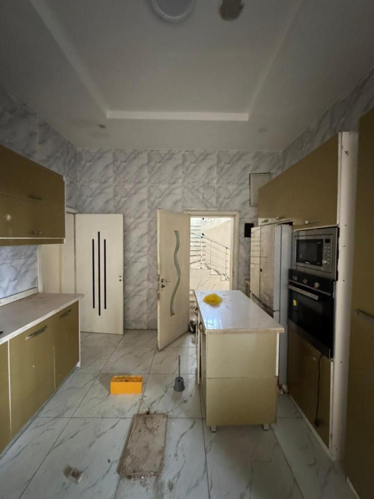 5 Bedroom Detached Duplex + Bq