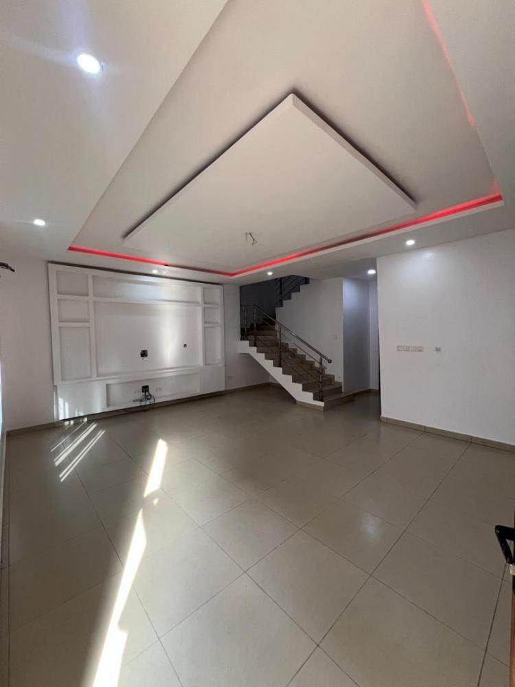 5 bedroom fully detached with a bq