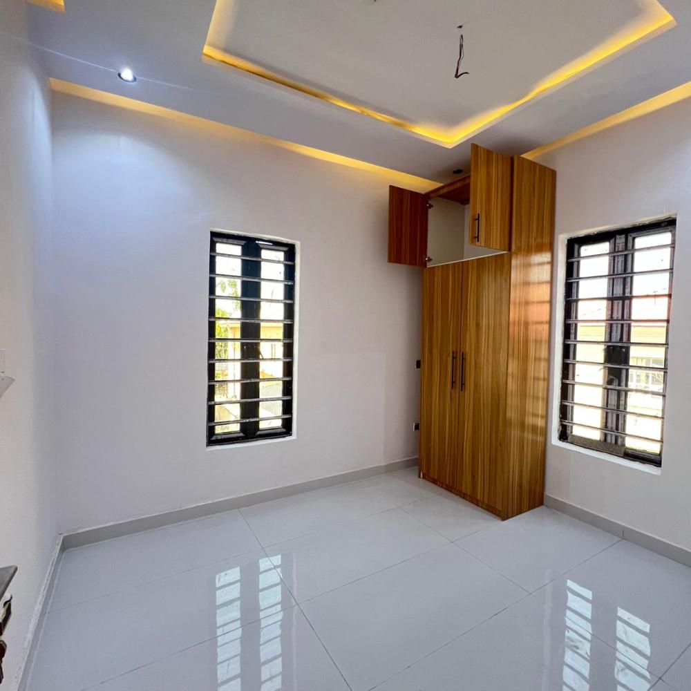 4 Bedroom Fully Detached Duplex Available For RENT Located At Crown Estate, Sangotedo, Ajah.