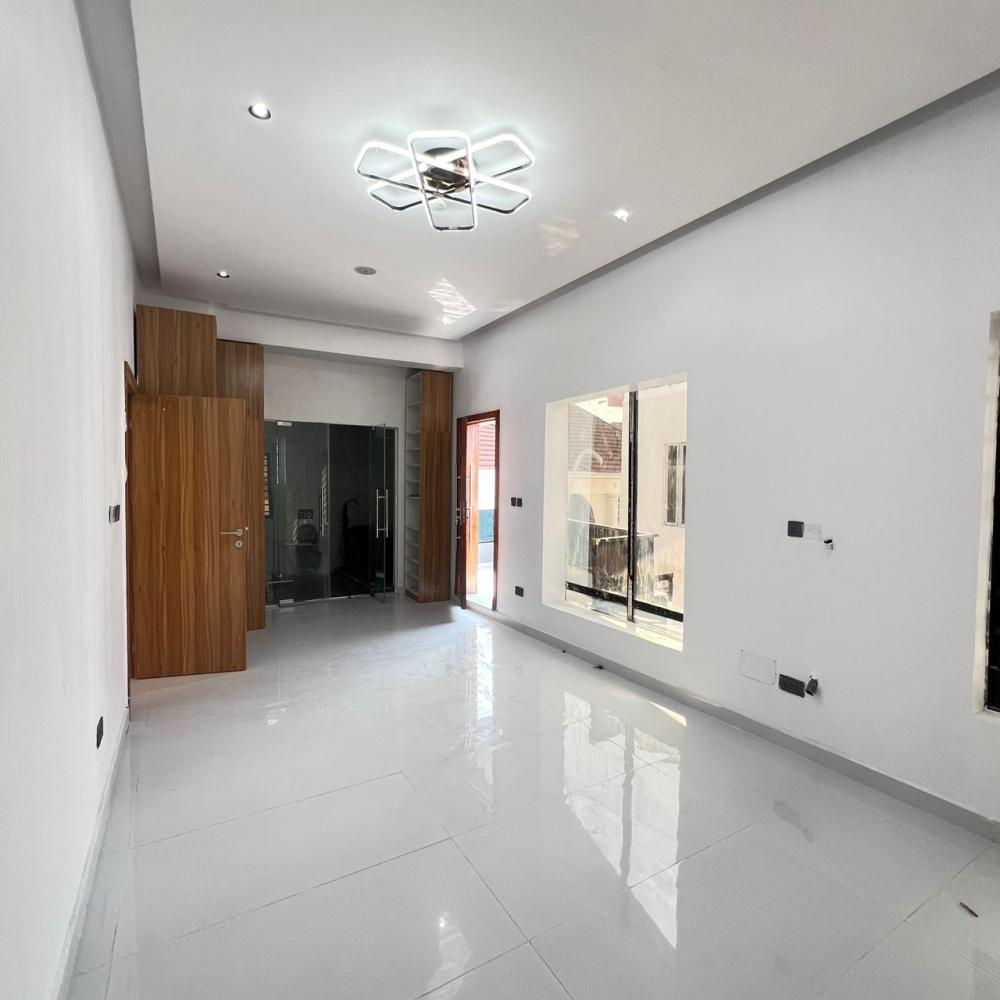 4 Bedroom Fully Detached Duplex Available For RENT Located At Crown Estate, Sangotedo, Ajah.