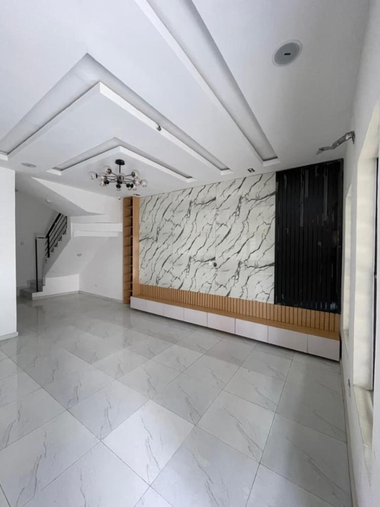 4 Bedroom Semi Detached Duplex For SALE Located At Ikate Lekki.