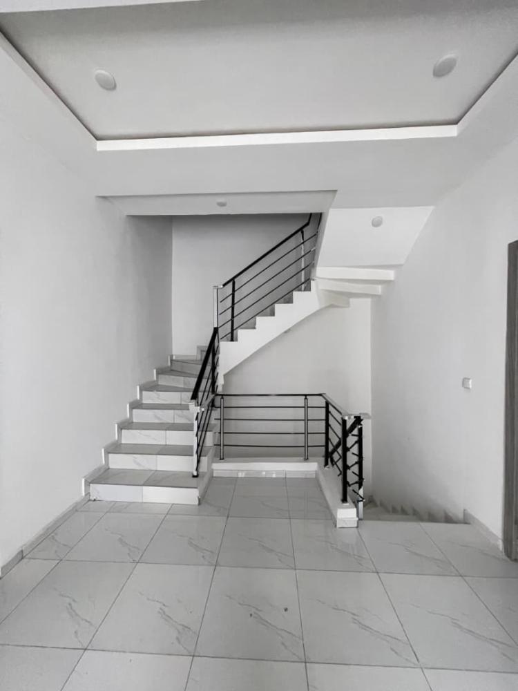 4 Bedroom Semi Detached Duplex For SALE Located At Ikate Lekki.