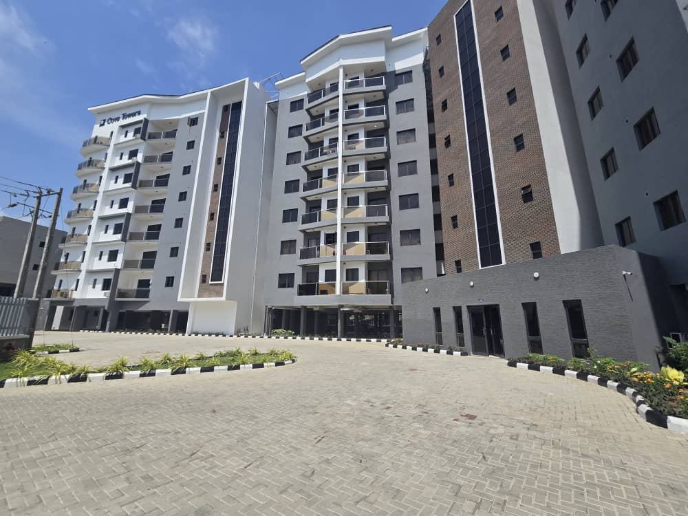 1 Bedroom Apartment With Swimming Pool And Gym Located At Ikate, Lekki.