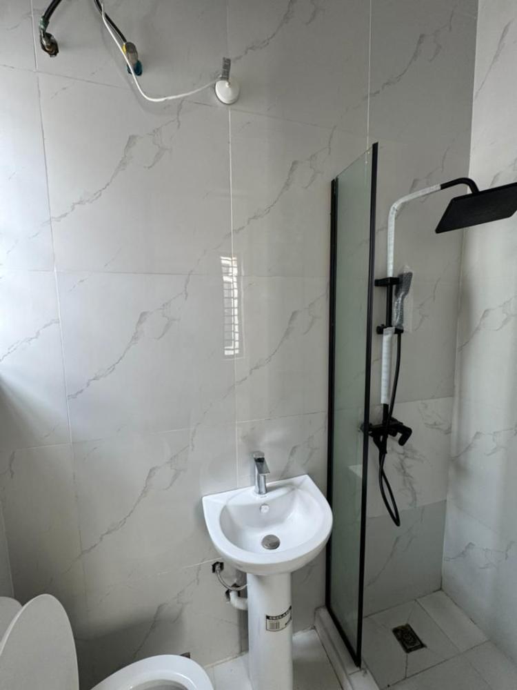 4 Bedroom Semi Detached Duplex With Boys Quarter Located At Chevron.