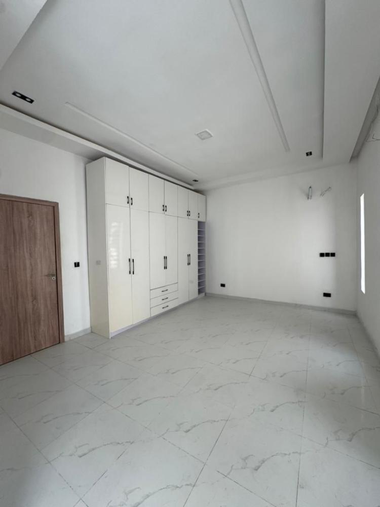 4 Bedroom Semi Detached Duplex With Boys Quarter Located At Chevron.