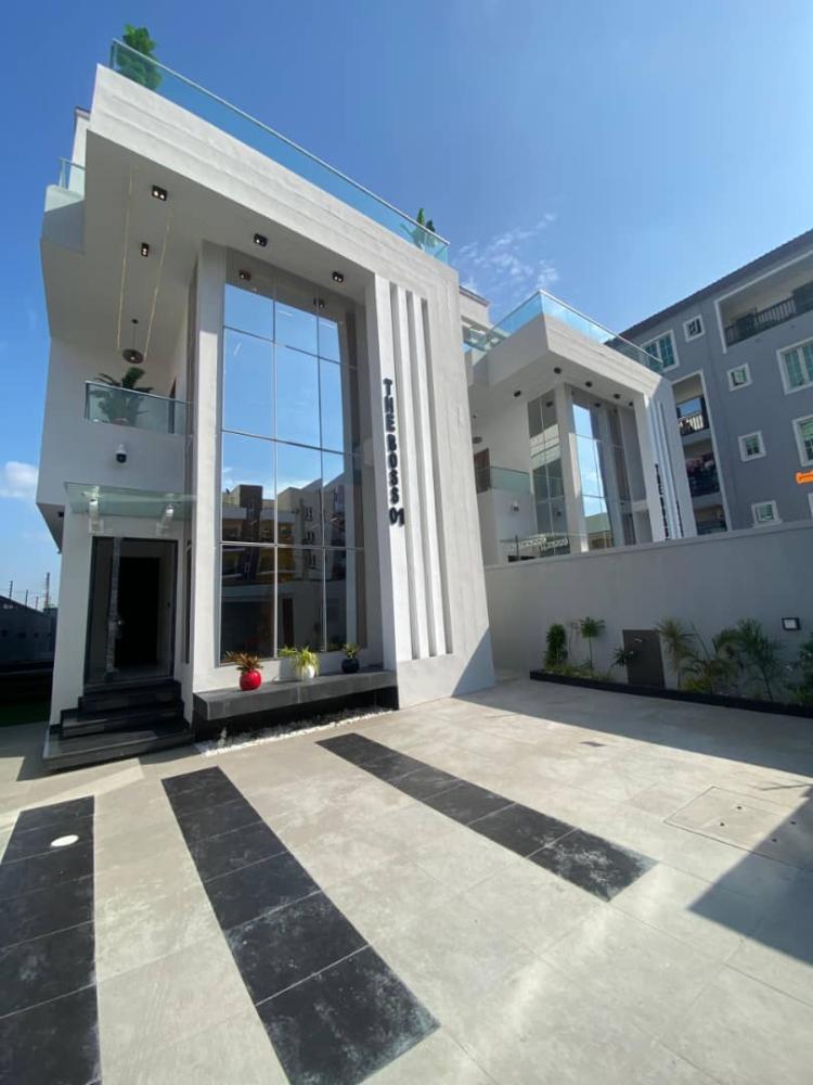 Beautifully Built 5 Bedroom Fully Detached Duplex with a Boys Quarter is Available For Sale at Lekki Phase 1, Lekki Lagos.