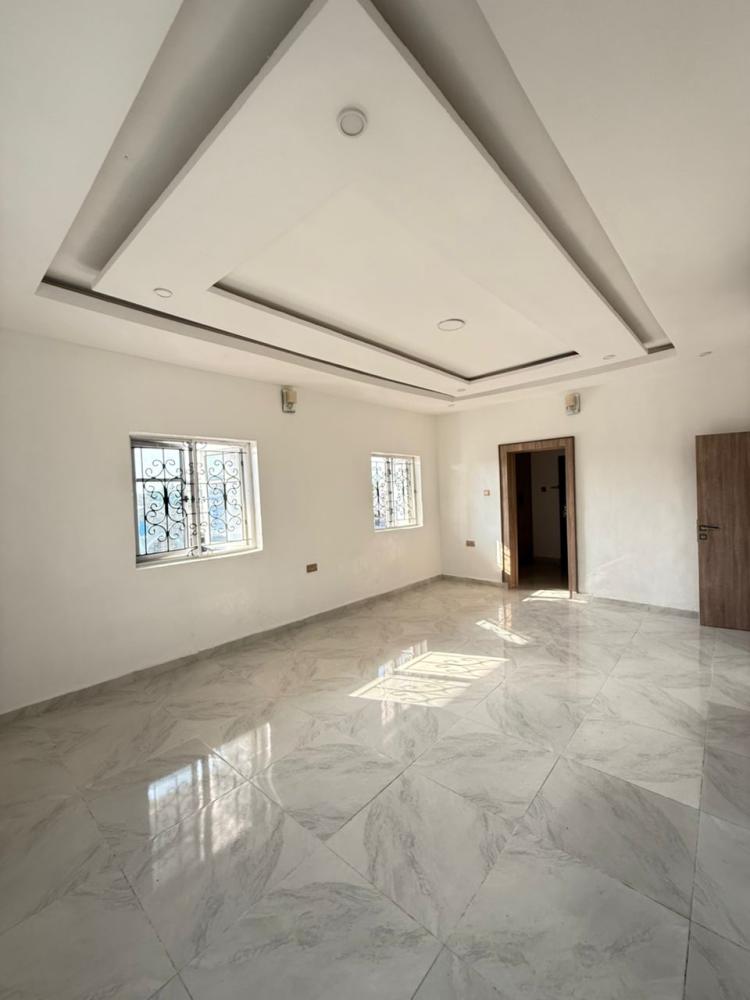 BRANDNEW 4 Bedroom Fully Detach Duplex