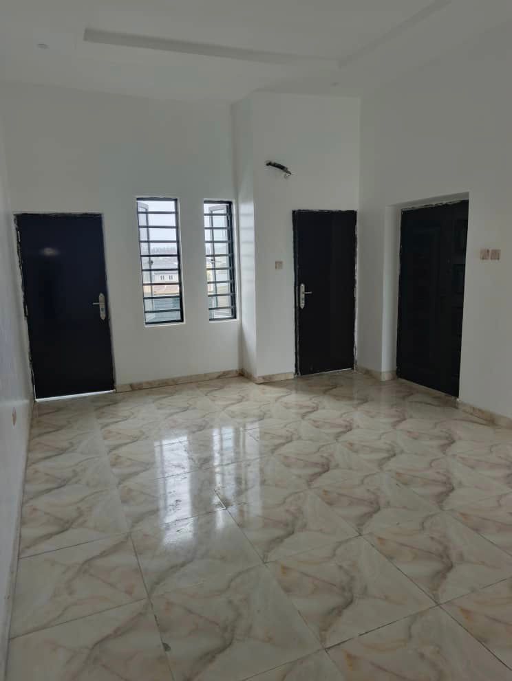 2 Bedroom Apartments Available For RENT Located At Osapa Agungi, By Friends Colony, Lekki.