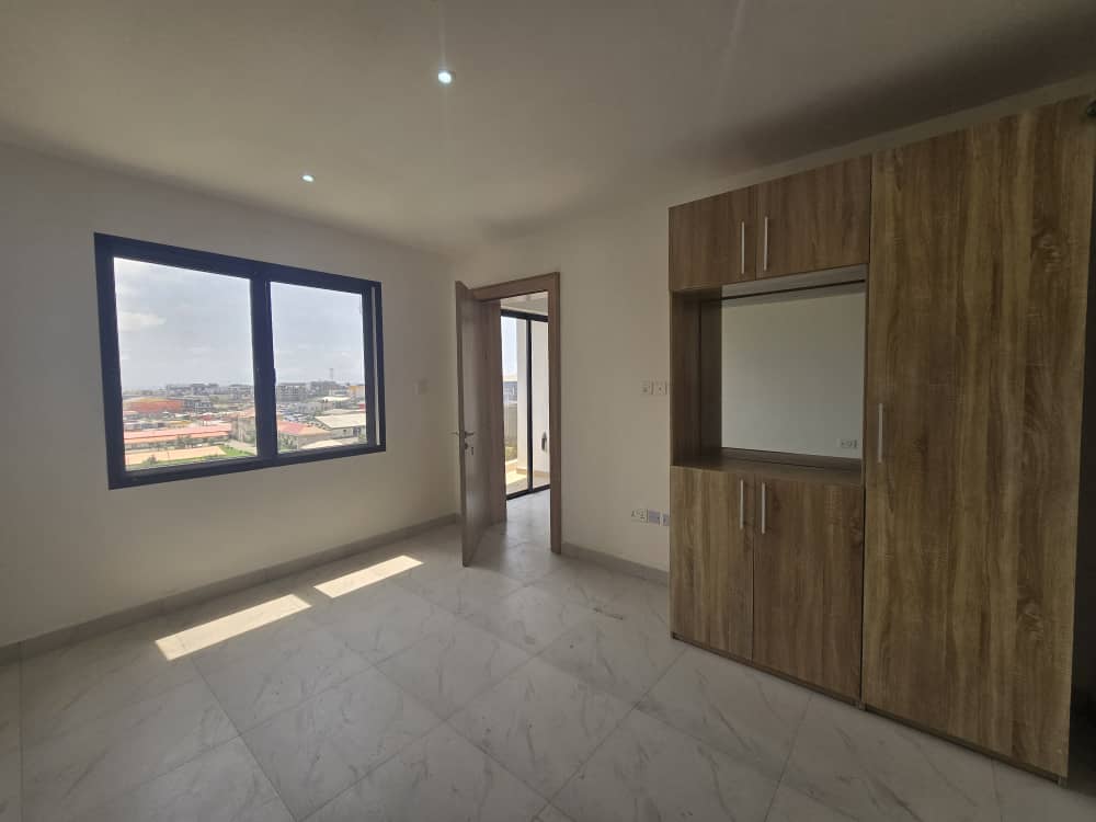 1 Bedroom Apartment With Swimming Pool And Gym  Available For RENT Located in Ikate, Lekki.