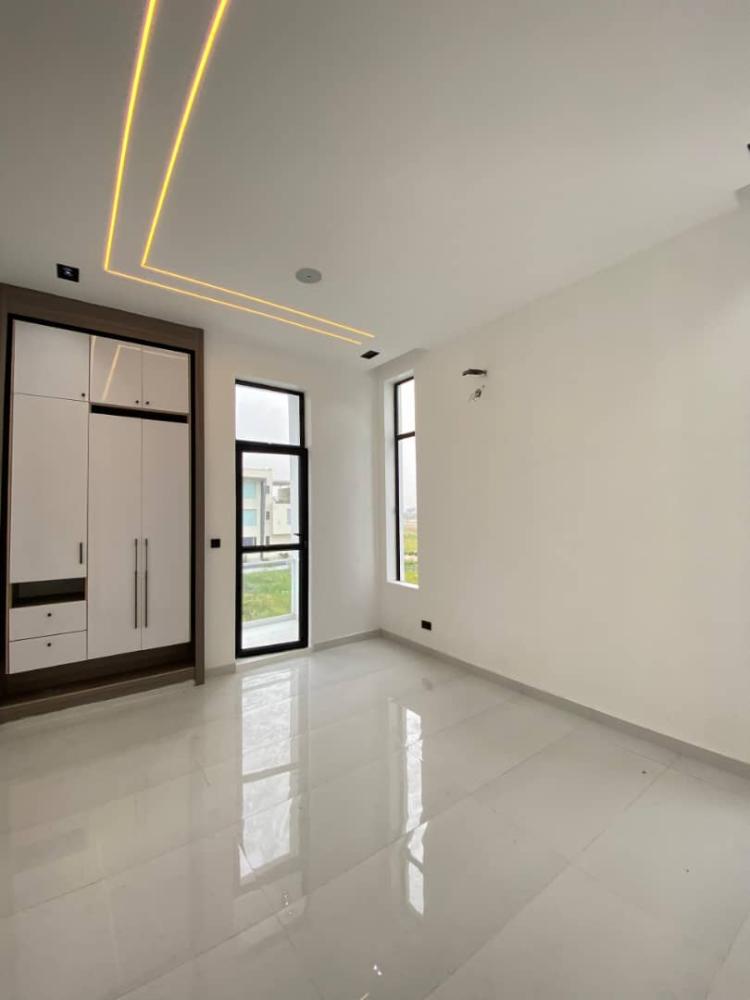 A LOVELY 5 BEDROOM FULLY DETACHED DUPLEX WITH A ROOM BOYS QUARTER IS AVAILABLE FOR SALE AT OSAPA LONDON,  LEKKI LAGOS.*