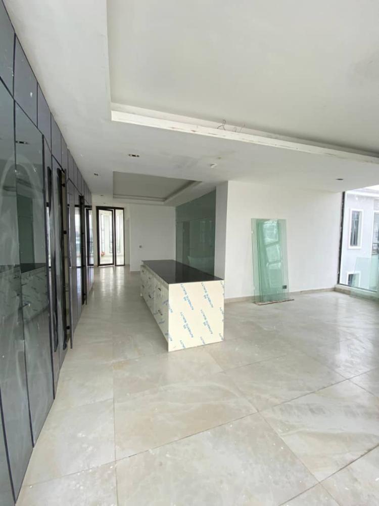 AN IMPECCABLE 4 BEDROOM FULLY DETACHED DUPLEX WITH A ROOM BOYS QUARTER IS AVAILABLE FOR SALE AT OSAPA LONDON,  LEKKI LAGOS.*
