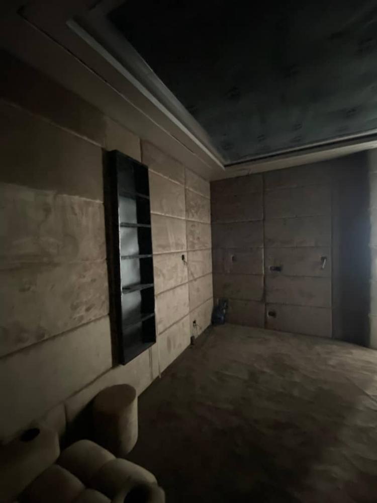 *🏡 A PICTURE PERFECT PARADISE OF 5 BEDROOM FULLY DETACHED DUPLEX WITH A ROOM BOYS QUARTER IS AVAILABLE FOR SALE AT OSAPA LONDON,  LEKKI LAGOS.*    *Features;* Brand new • Top of-line finish • Ensuite rooms • Aesthetic POP ceilings •  Water heater • Kitchen heat extractor • Clean treated water • Elevator • Gym • Spacious living room • Master’s suite     🏷️ *Price* - ₦1,550,000,000 📍 *Location* - Osapa London, Lekki LAGOS