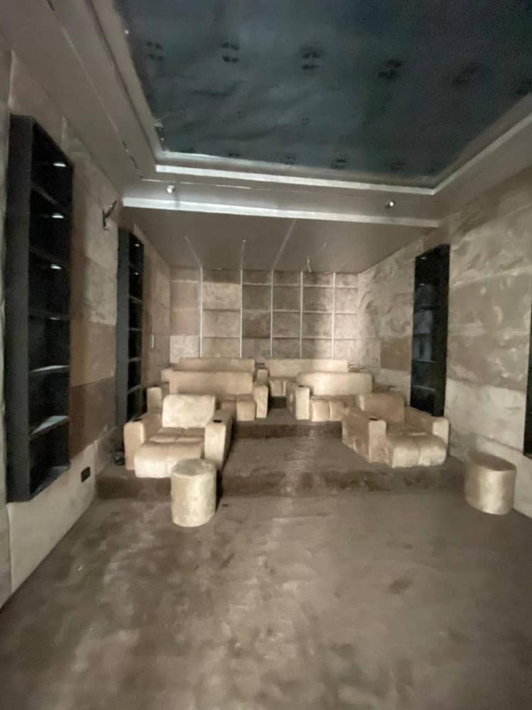 *🏡 A PICTURE PERFECT PARADISE OF 5 BEDROOM FULLY DETACHED DUPLEX WITH A ROOM BOYS QUARTER IS AVAILABLE FOR SALE AT OSAPA LONDON,  LEKKI LAGOS.*    *Features;* Brand new • Top of-line finish • Ensuite rooms • Aesthetic POP ceilings •  Water heater • Kitchen heat extractor • Clean treated water • Elevator • Gym • Spacious living room • Master’s suite     🏷️ *Price* - ₦1,550,000,000 📍 *Location* - Osapa London, Lekki LAGOS