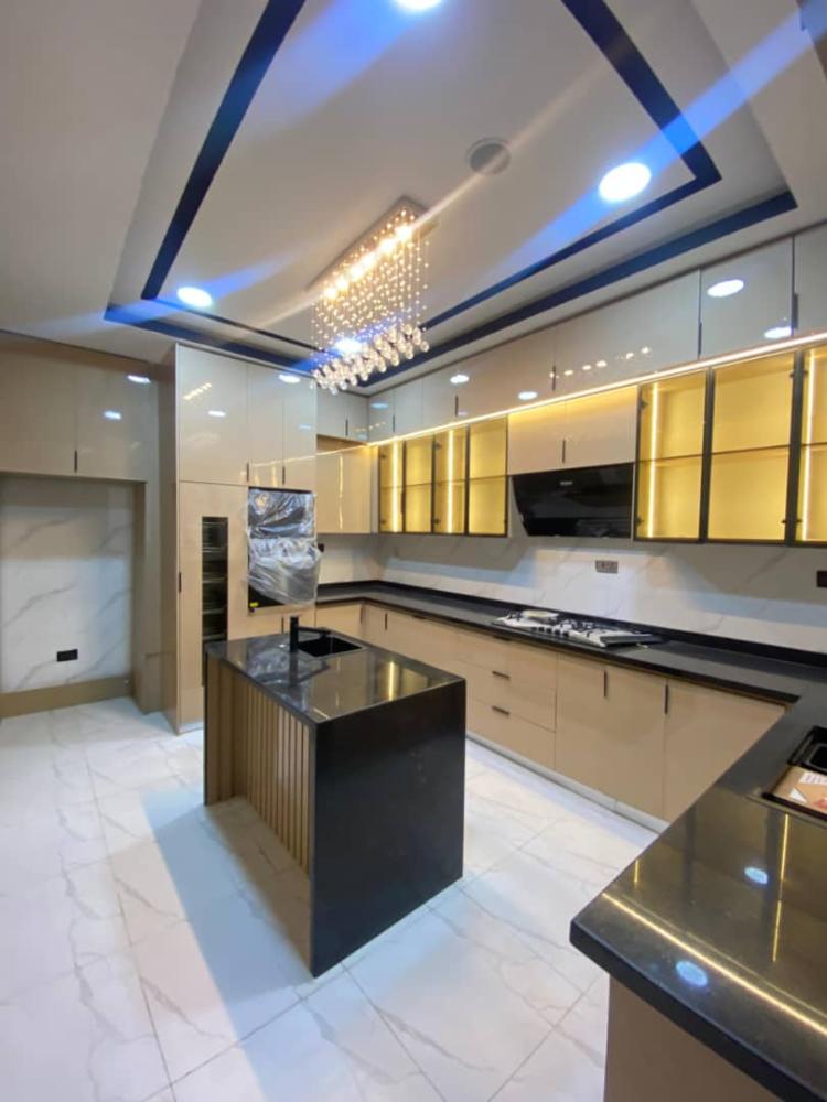 WELL CRAFTED 5 BEDROOM FULLY DETACHED DUPLEX WITH A ROOM BOYS QUARTER IS AVAILABLE FOR SALE AT CHEVRON,  LEKKI LAGOS.*