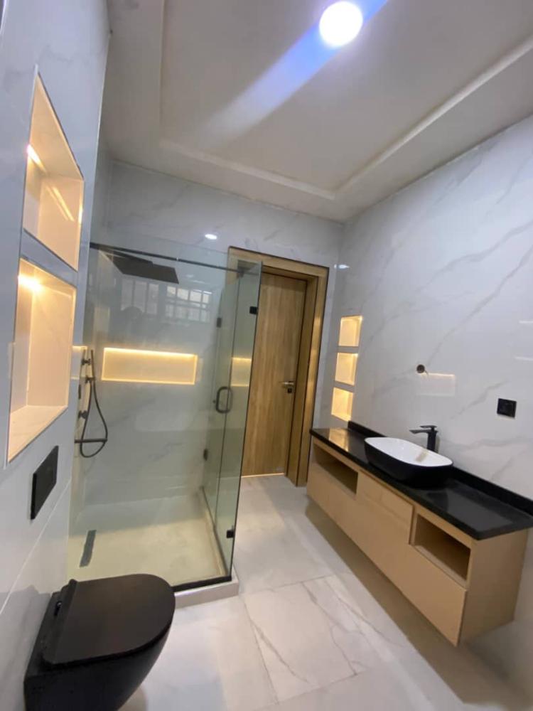 WELL CRAFTED 5 BEDROOM FULLY DETACHED DUPLEX WITH A ROOM BOYS QUARTER IS AVAILABLE FOR SALE AT CHEVRON,  LEKKI LAGOS.*