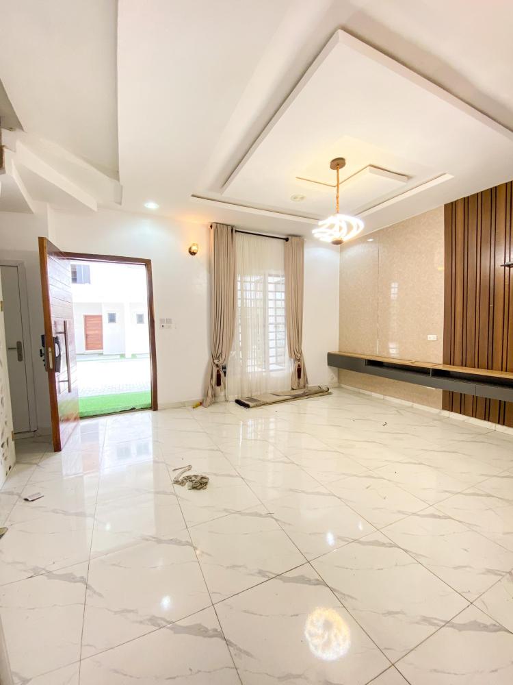 4 Bedroom Terrace for rent