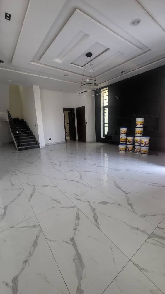 6 Bedroom Fully Detached Duplex Available For SALE  and Located At Ikate, Lekki.