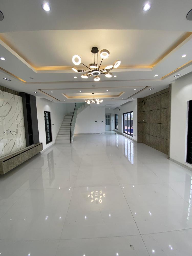 2 Bedroom Apartment With Elevator, Swimming Pool And Gym Available For SALE and Located At Lekki Phase 1.