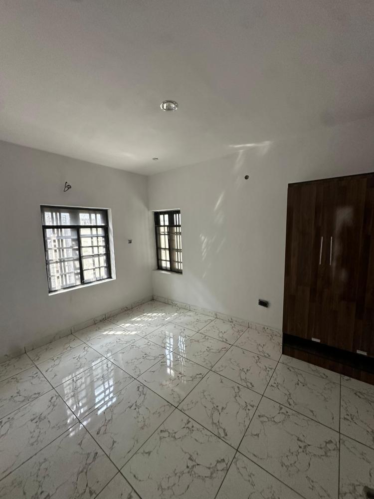3 Unit Of 3 Bedroom Flat Availble For RENT and Located At Ikota.