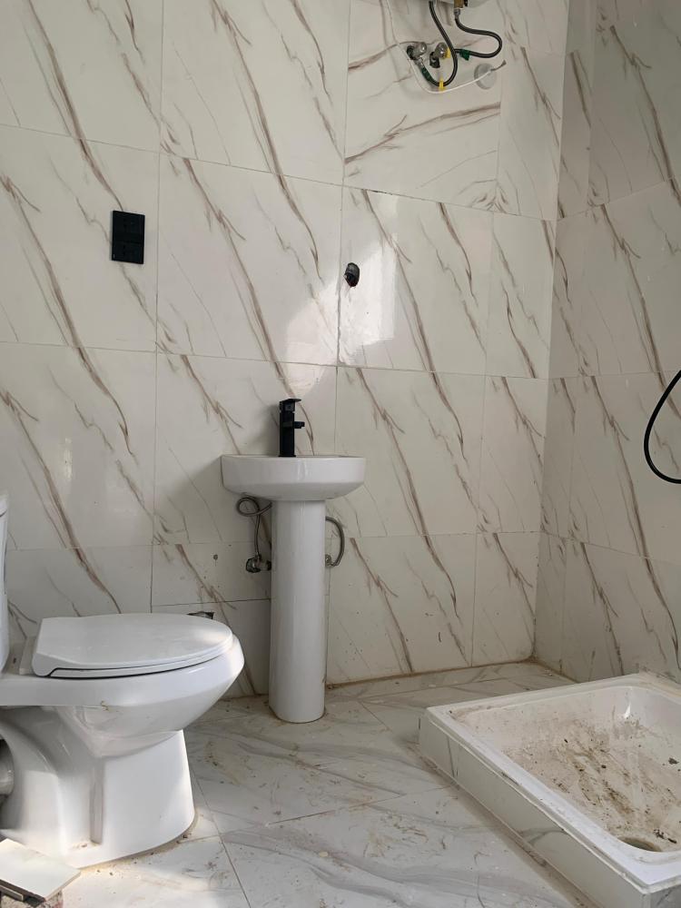 4 Fully Detached Duplex Suitable For Commerci Purposes And Residential Purposes Available For RENT and Located At Lekki Phase 1.