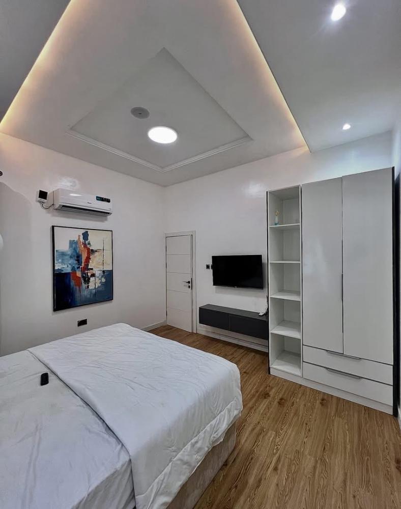 3 Bedroom Apartment With Swimming Pool|Gym| At Lekki Phase 1, Lagos