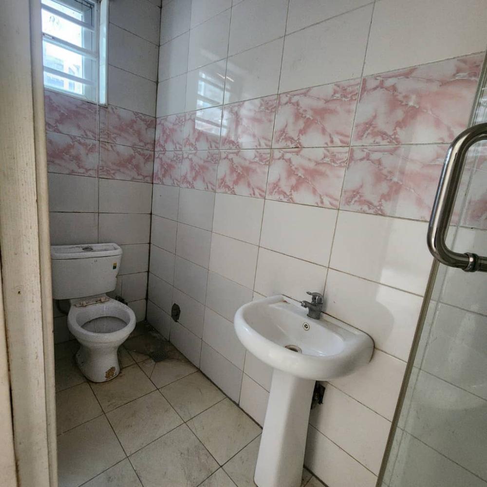 Fully Renovated Single Room Available