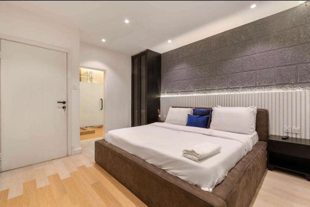 Luxury 2 Bedroom Apartment