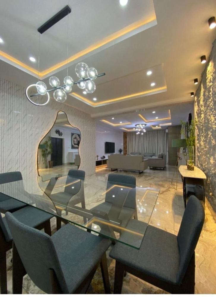 3 BEDROOM APARTMENT FOR RENT