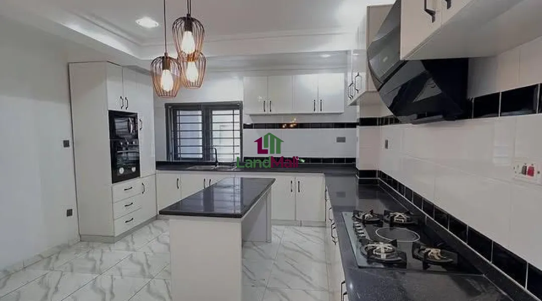4Bedroom Semi detached Duplex + bq Location: Ikota lekki Lagos Comes with inverter