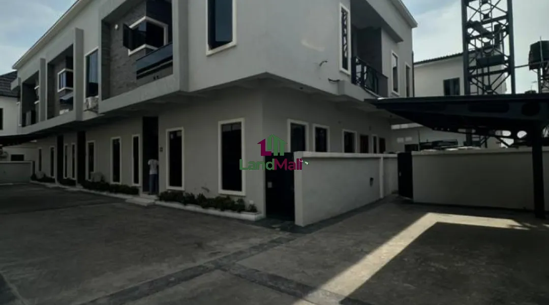4 BEDROOM TERRACE DUPLEX FOR RENT!🏠🏡