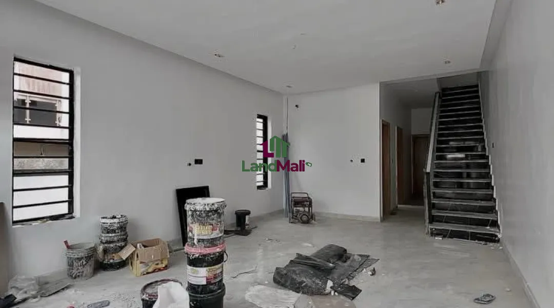 CHEVRON LEKKI | 4 BED | N195M ASKING 4 Bedroom Semi-Detached Duplex for sale