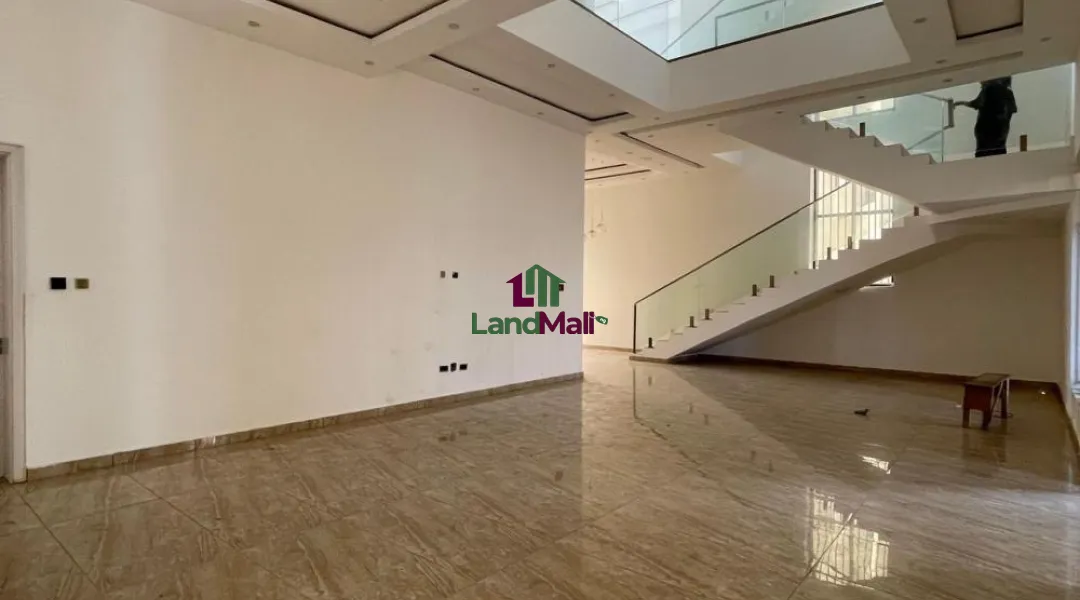 Sales Alert* 5bedroom fully detached with bq Location: Ajah, Lagos