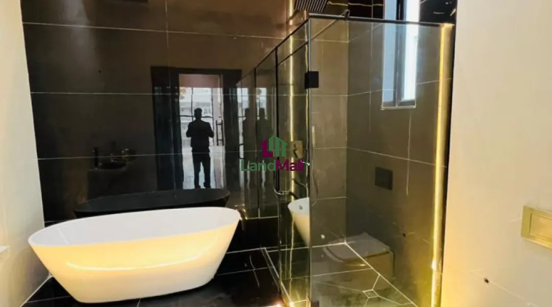 5 BED&BQ || 300 MLLION || AJAH, LEKKI, LAGOS.