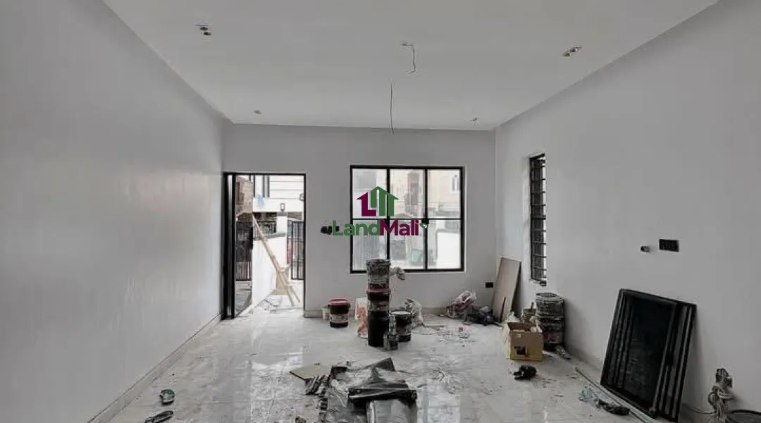 CHEVRON LEKKI | 4 BED | N195M ASKING 4 Bedroom Semi-Detached Duplex for sale
