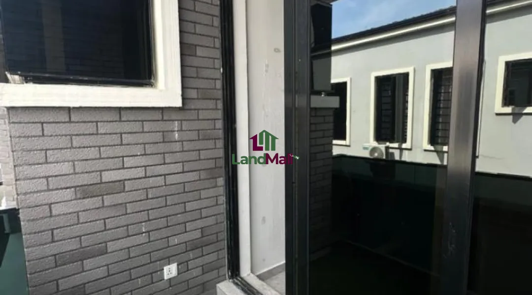 4 BEDROOM TERRACE DUPLEX FOR RENT!🏠🏡