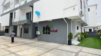 3 BEDROOM TERRACE DUPLEX FOR SALE‼️‼️( LAST UNIT )