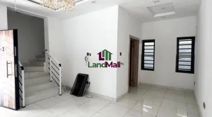 3 BEDROOM APARTMENT WITH ELEVATOR AND POOL AT LEKKI PHASE 1 LAGOS FOR SALE 