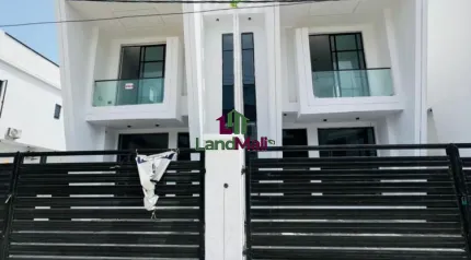 4 BEDROOM SEMI DETACHED DUPLEX WITH BQ AT IKOTA LEKKI LAGOS FOR RENT 